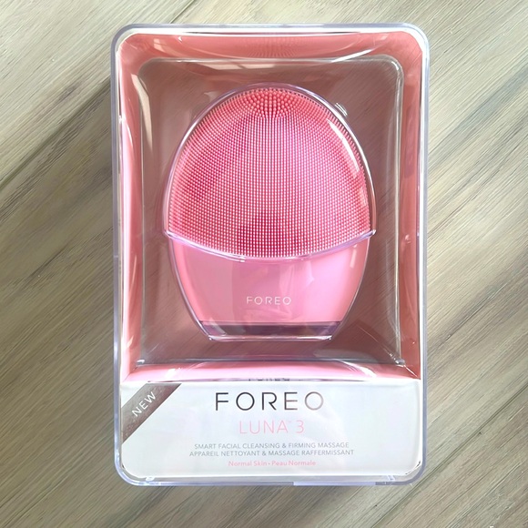 New & Sealed! Foreo Luna 3 for Normal Skin - Picture 1 of 4